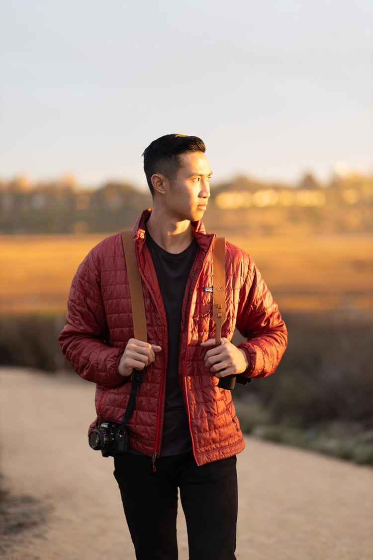STRAPS Classic Leather Camera Strap | Full-Grain Leather with Suede Backing | Compatible with DSLR & SLR Cameras